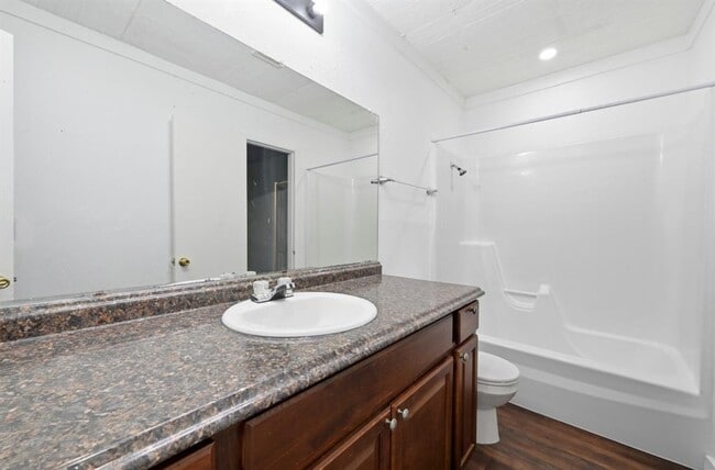 Building Photo - 5104 Spruce Cove