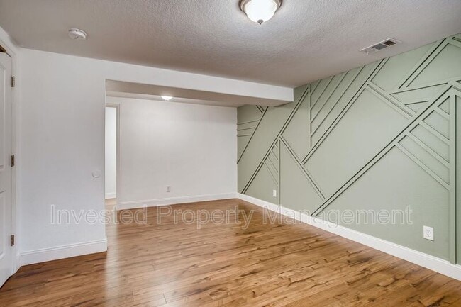 Building Photo - 7926 Ingalls St