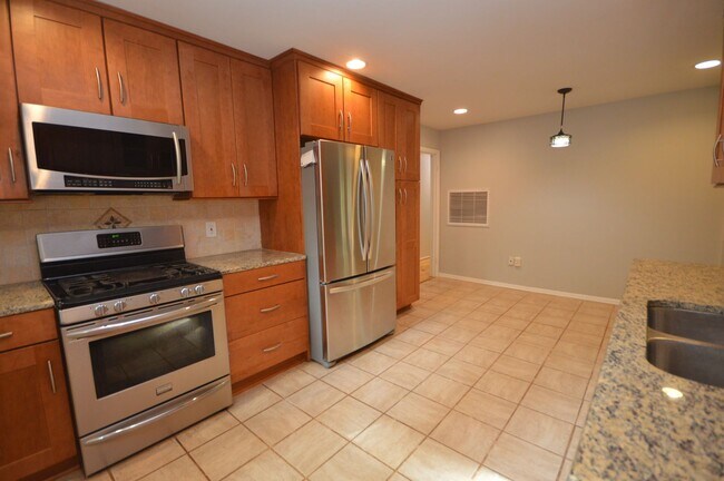 Building Photo - 5815 Windham Dr