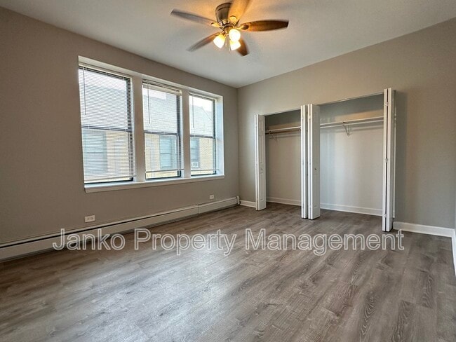 Building Photo - 5657 W Washington Blvd