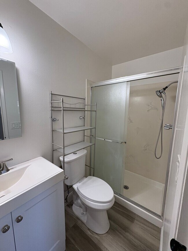Building Photo - 254 De Soto Dr