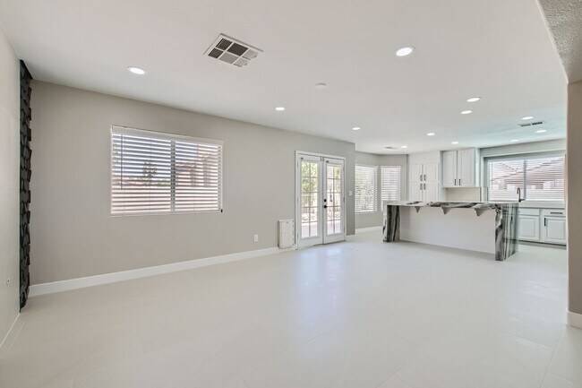 Building Photo - 7836 Calico Flower Ave
