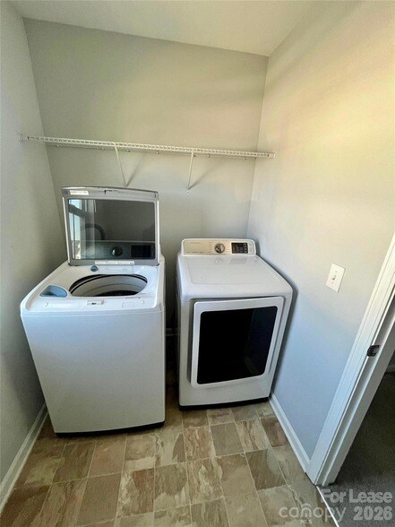 Building Photo - 2105 Boynton St