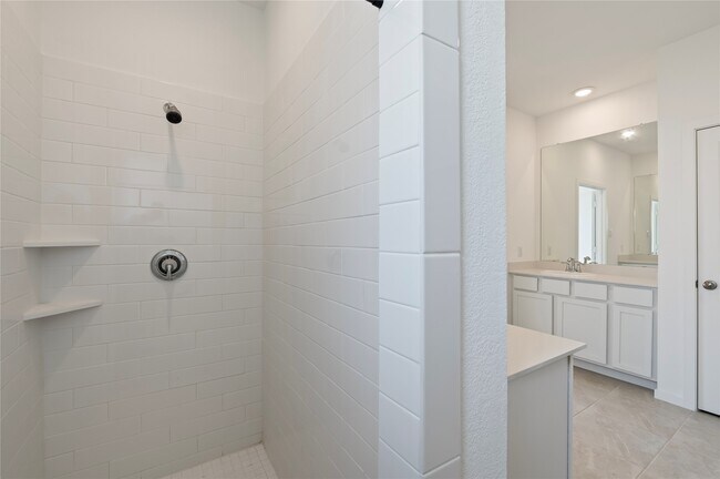 Building Photo - 5003 Park Willow Dr