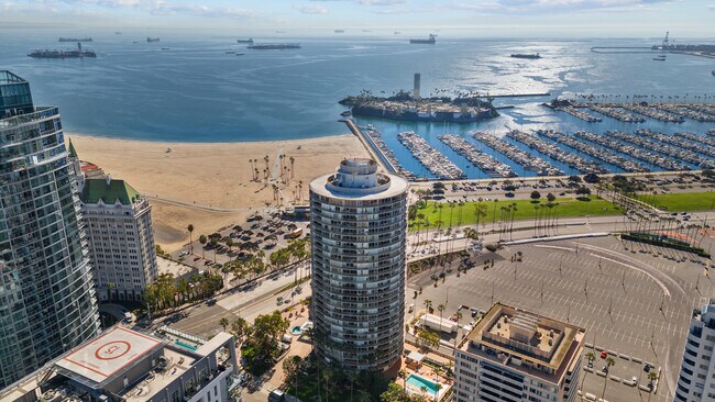 Building Photo - 700 E Ocean Blvd