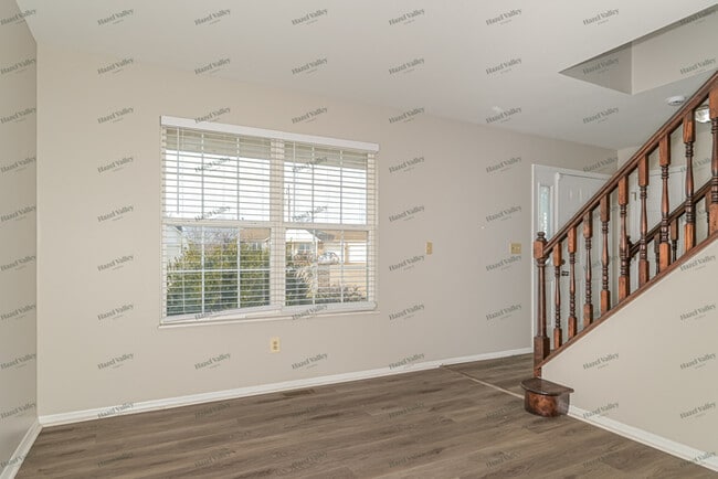 Building Photo - 4 Sunset Green Ct