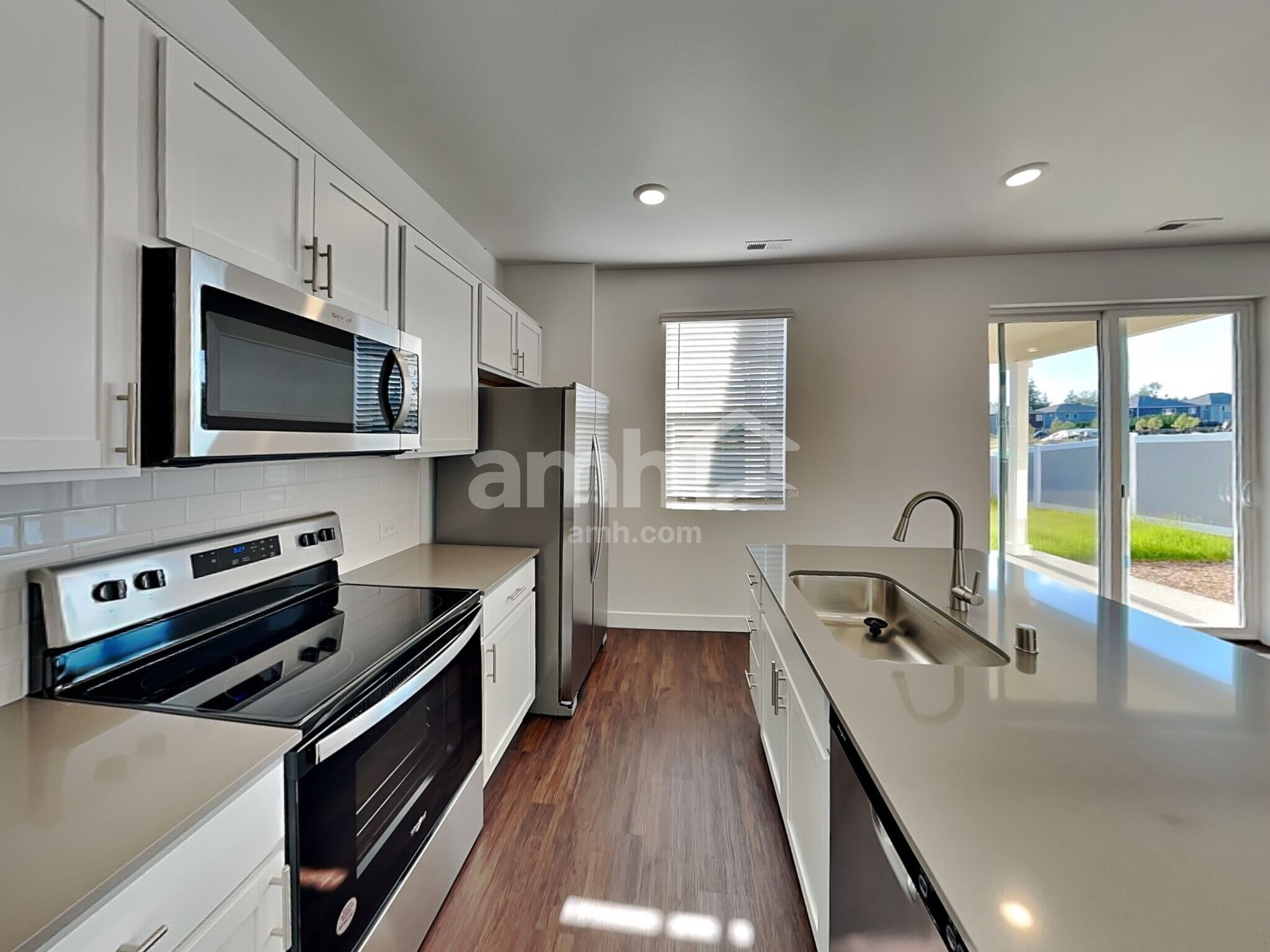 Building Photo - 4826 86th Ave NE