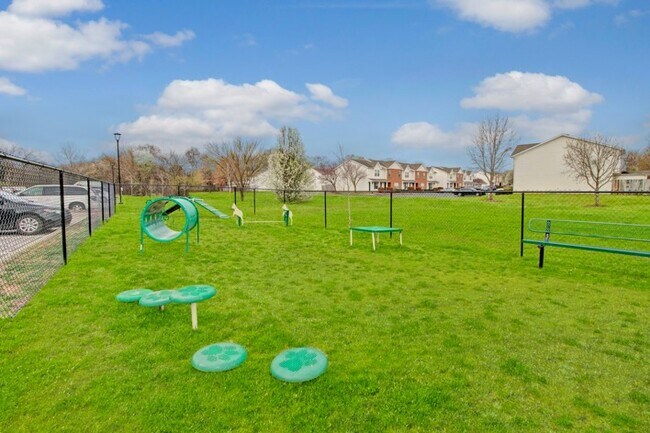 Building Photo - Merchants Walk Apartments