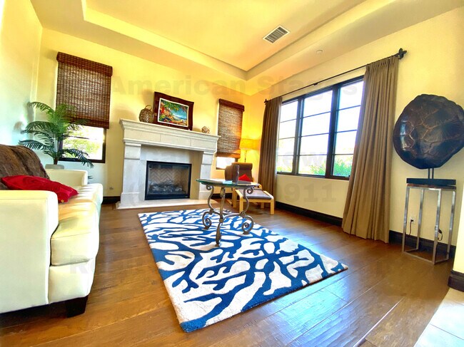 Building Photo - 347 Island Oak Ln