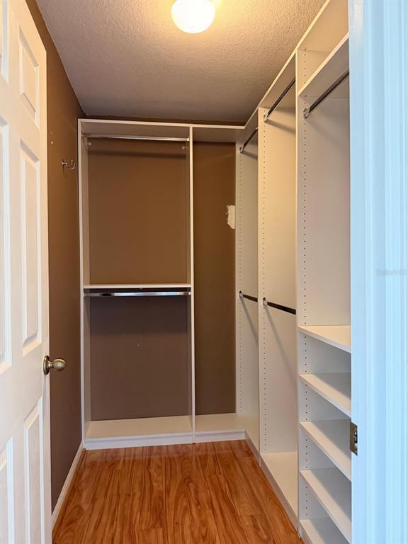 Building Photo - 2418 Huron Cir