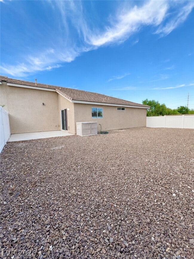 Building Photo - 4837 Rose Window Ct