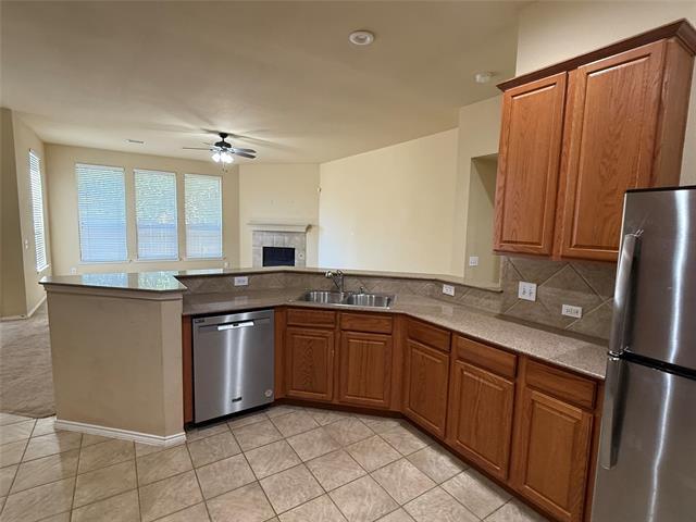 Building Photo - 7529 Rockyridge Dr