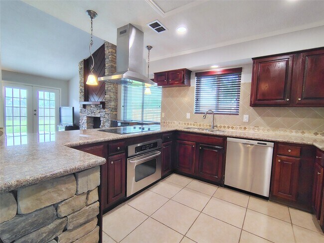 Building Photo - 2546 Long Reach Dr