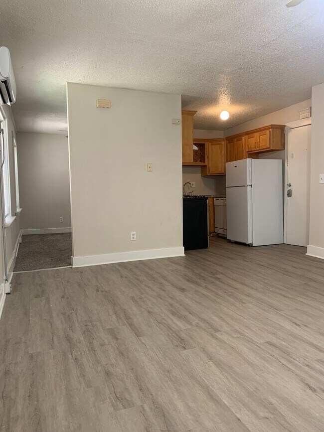 Interior Photo - Summit Heights