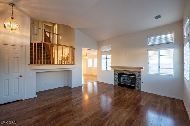 Building Photo - 273 Manzanita Ranch Ln