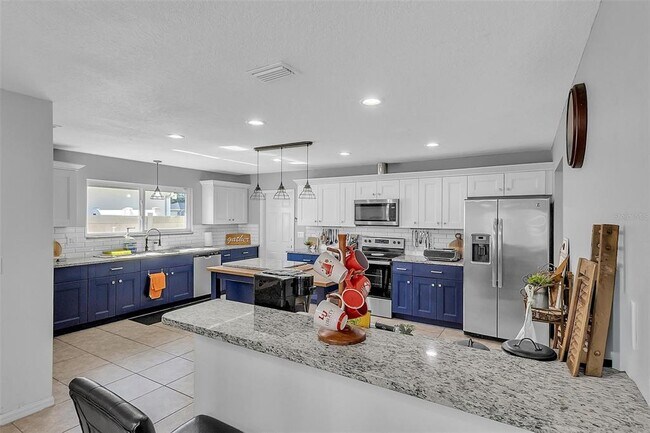 Building Photo - 37 Princeton Ln