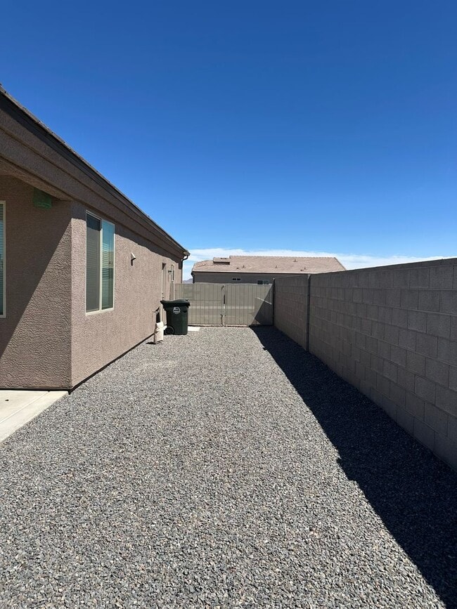 Building Photo - Come Check Out this Beautiful 2025 New Build!!!! *MOVE IN SPECIAL, $500 OFF OF THE FIRST MONTH RENT*