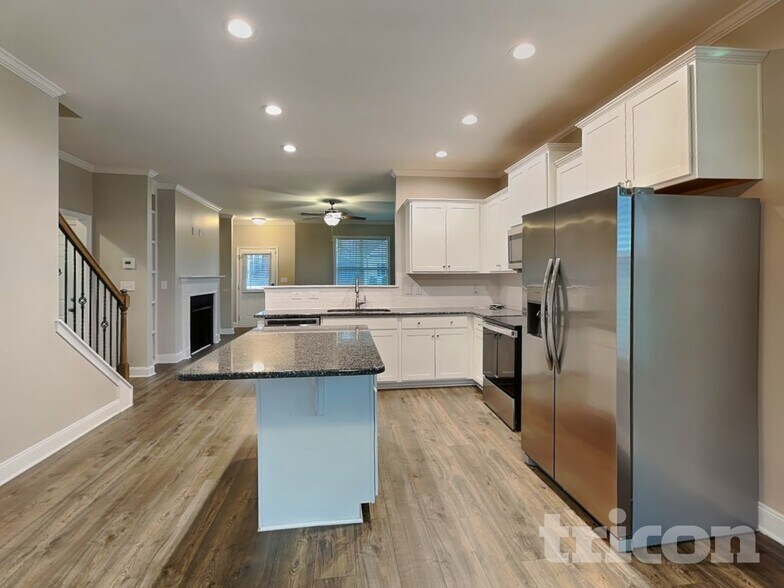 Building Photo - 100 E Goodwin Chase Ln