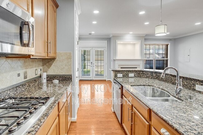Building Photo - 2729 Celestial Dr
