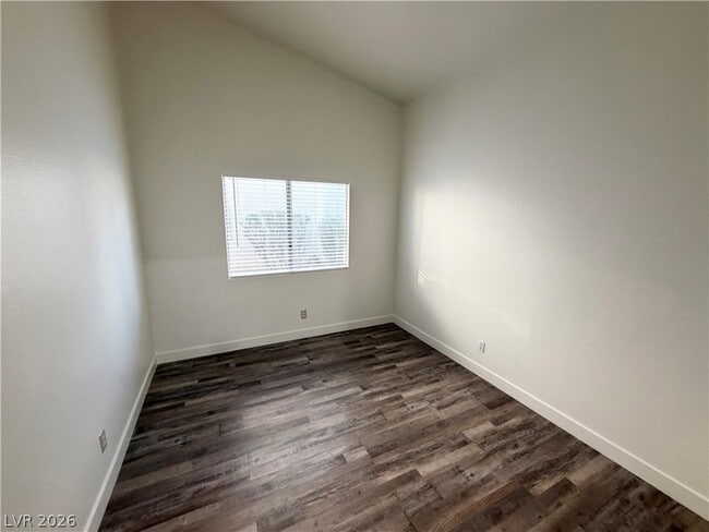 Building Photo - 1824 Cedar Flat Ln
