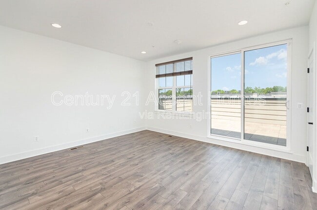Building Photo - 7371 Old Airfield Ln