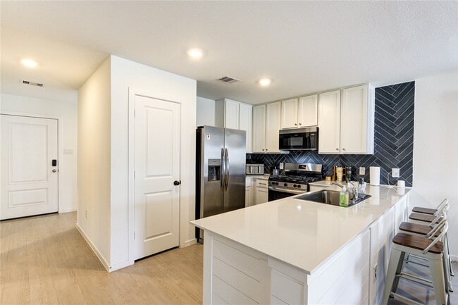 Building Photo - 18634 Scopello Dr