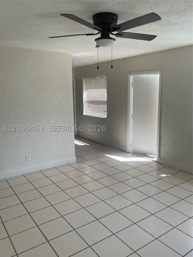 Building Photo - 2120 NW 21st Terrace