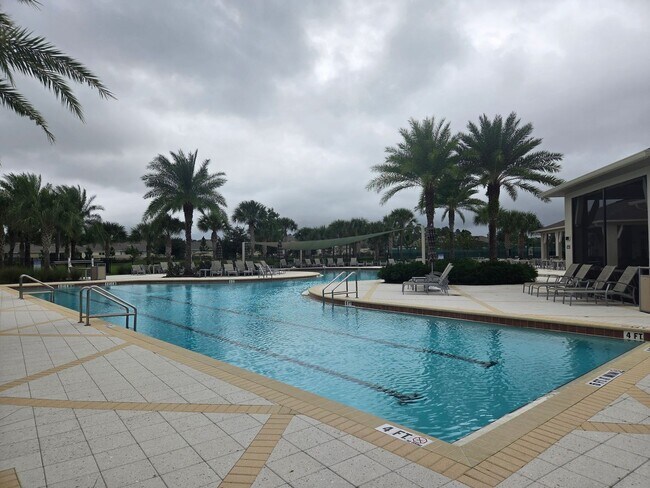 Building Photo - 55+ Gated Community at Palms at Serenoa