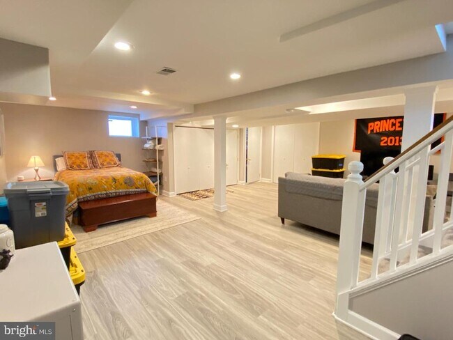 Building Photo - 1406 N Glebe Rd