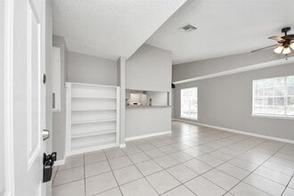 Building Photo - 5526 Farley Dr