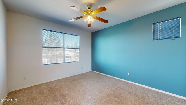 Building Photo - 6256 Escondido Dr