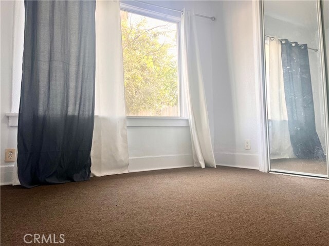 Building Photo - 900 W 52nd St