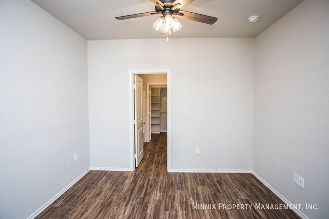 Building Photo - 5865 Virginia Ave