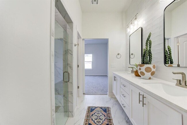 Building Photo - 7901 Behr Dr