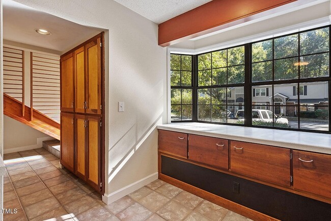 Building Photo - 7820 Falcon Rest Cir