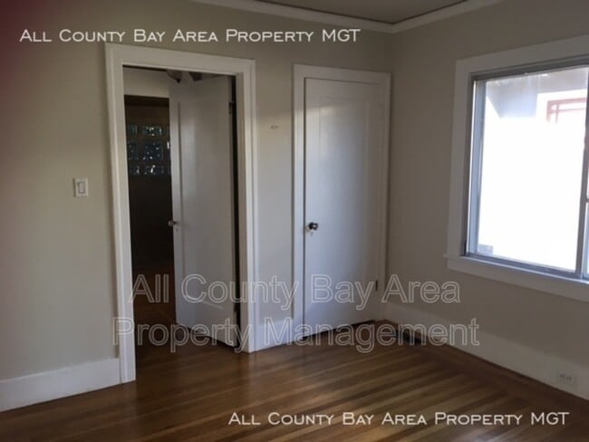 Building Photo - 623 62nd St