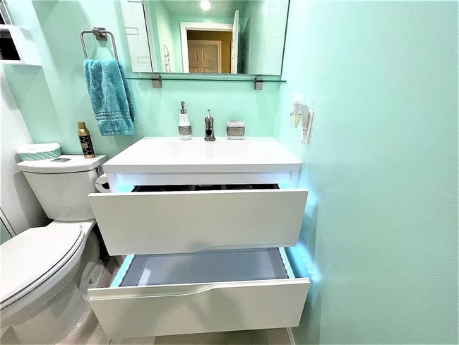 Building Photo - 19 Blackstone Dr