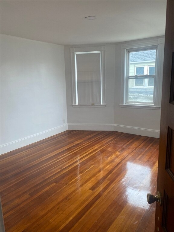 Building Photo - 11 Pasadena Rd