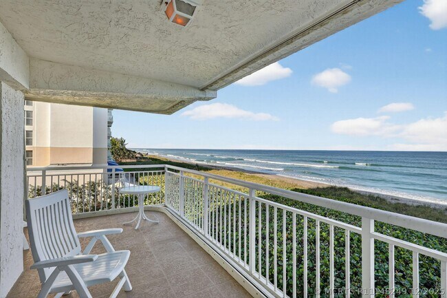 Building Photo - 10980 S Ocean Dr