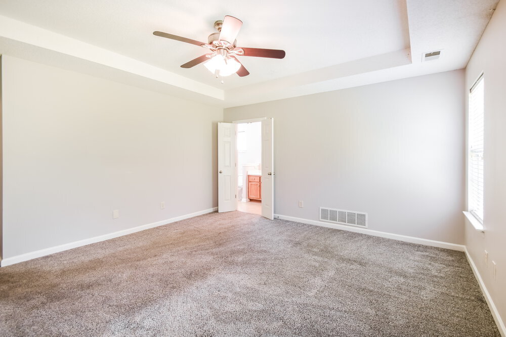 Building Photo - 7027 Maple Grove Rd