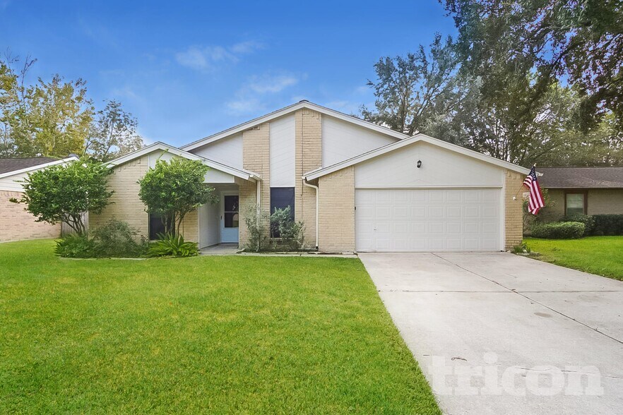 Building Photo - 5907 Misty Meadow St