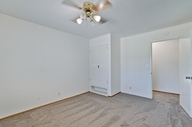 Building Photo - 3 Bedroom Gem near Santana Row.  Convenien...