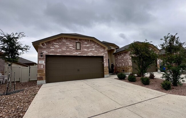 Building Photo - Luxury Duplexes in New Braunfels, TX!