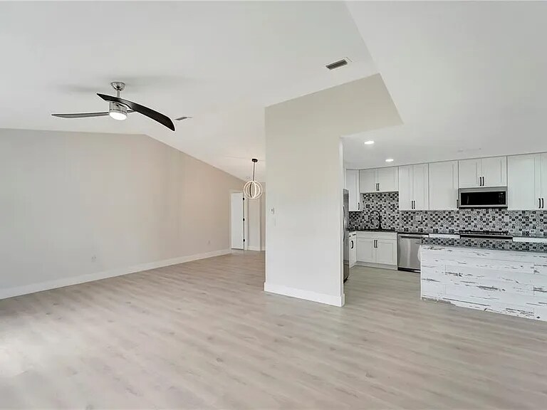 Building Photo - 4501 Harrington St