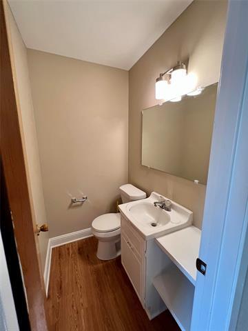 Building Photo - 610 S San Jose Dr