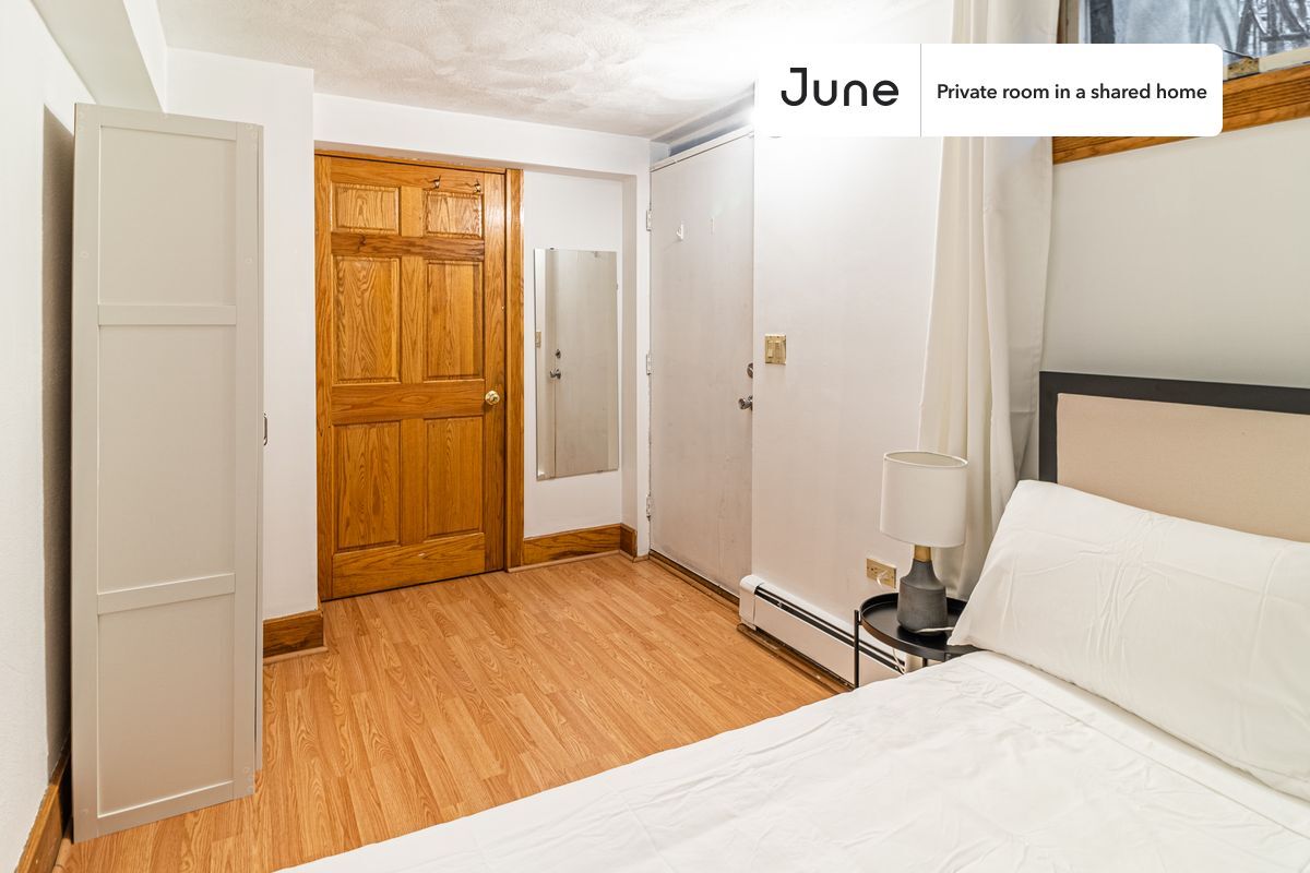 Building Photo - Room in Shared 5 bed/2 bath home in Central Square (Cambridge)