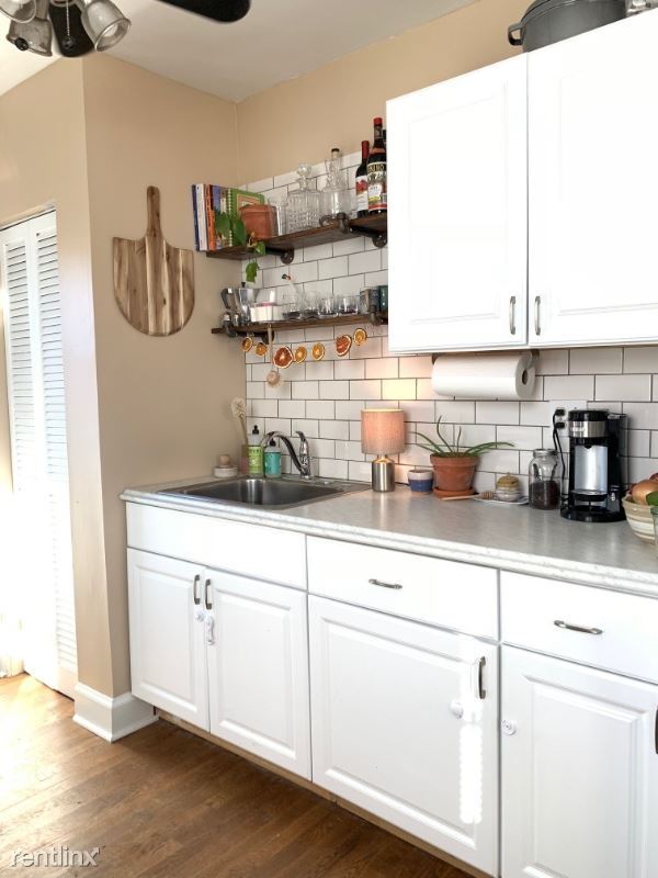 Building Photo - 2 br, 1 bath House - 1904 Warfield A Unit A