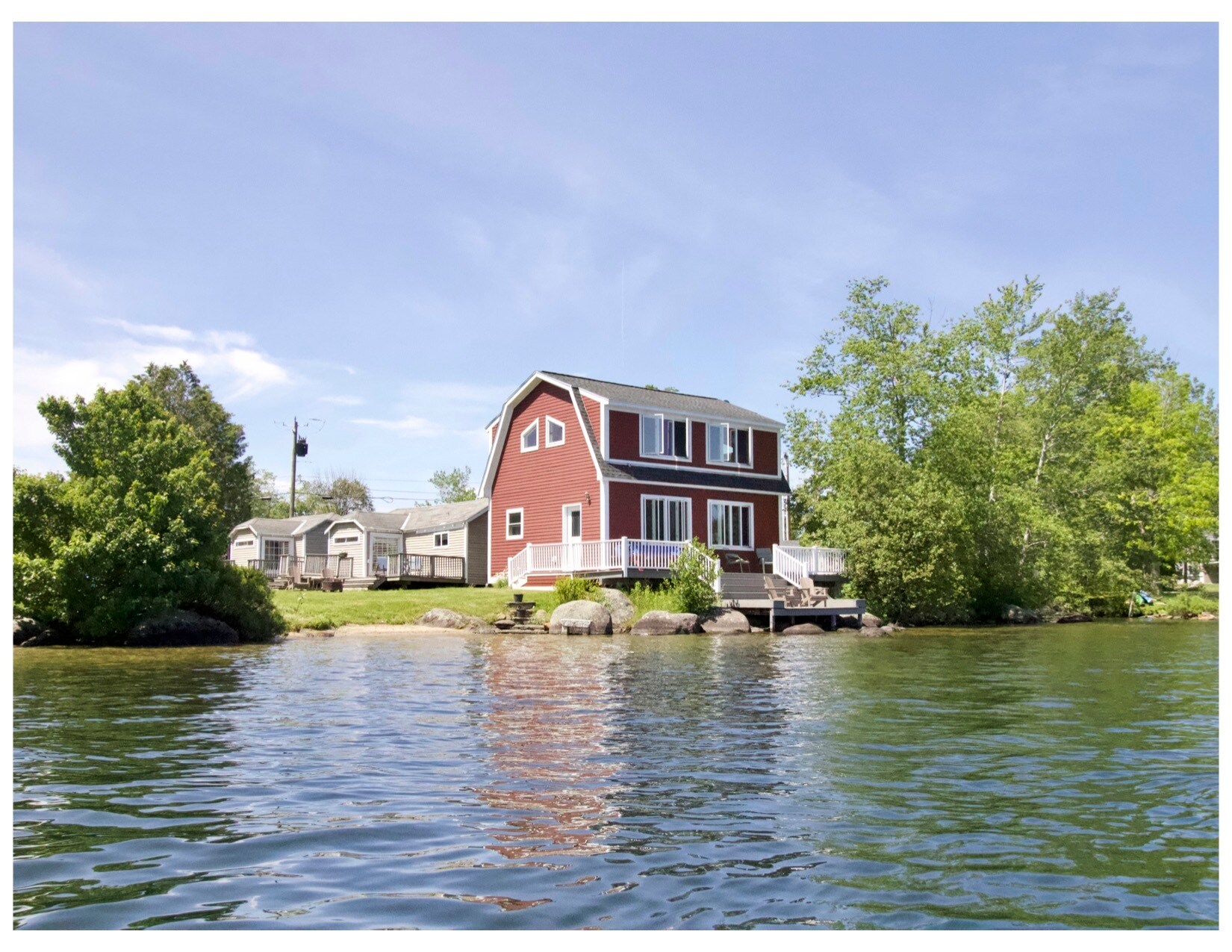 Building Photo - 8 W Shore Rd