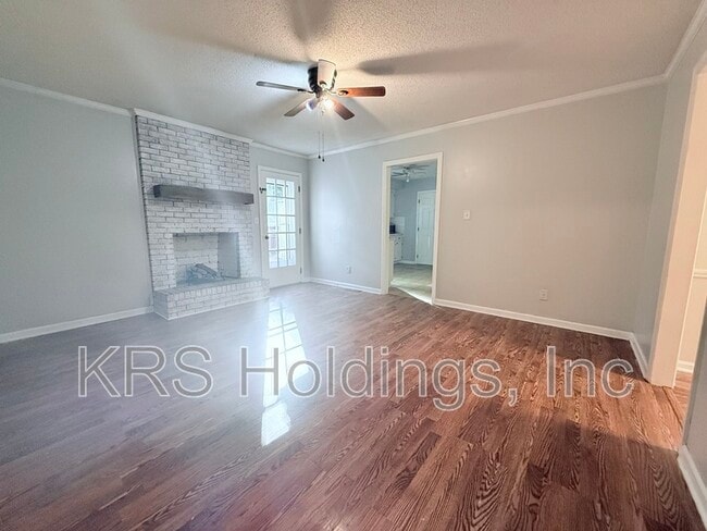 Building Photo - 8329 Bells Lake Rd