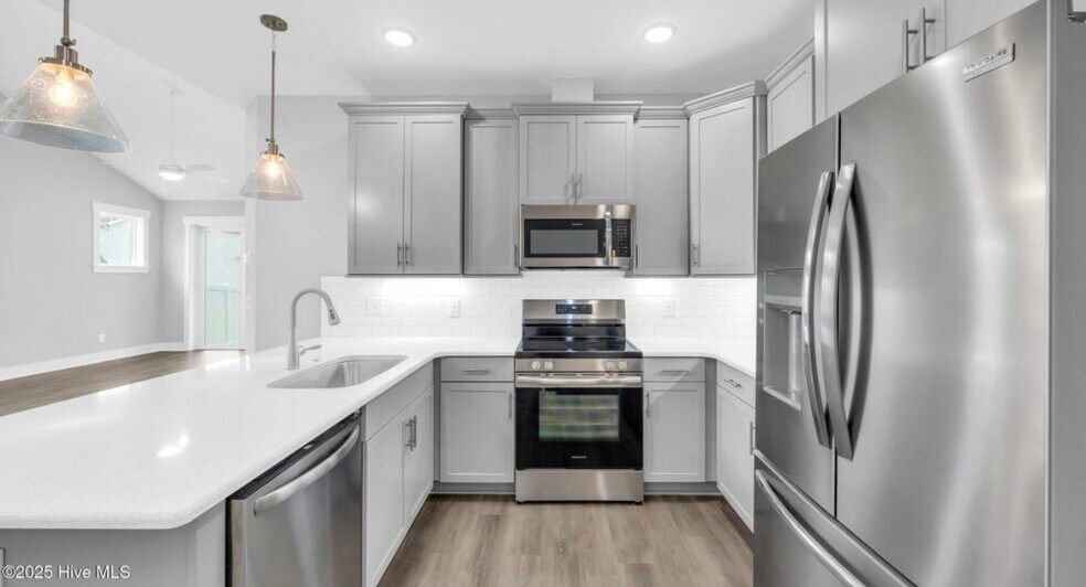 Building Photo - 1975 Indigo Cove Way